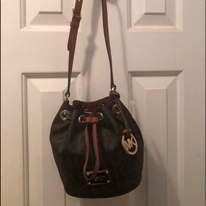 NWT Jules Michael Kors Drawstring Crossbody